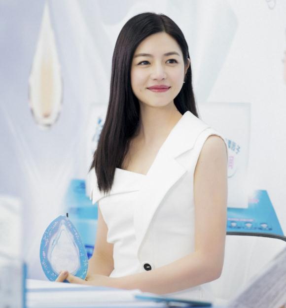 长得像陈妍希的叫什么(陈妍希家有钱吗) 长得像陈妍希的叫什么(陈妍希家有钱吗)