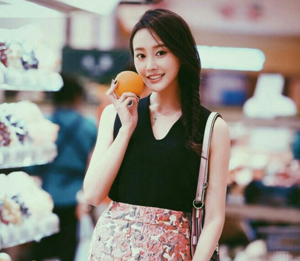 李纯个人资料简介身高体重(李纯黑桃纹身怎么了)