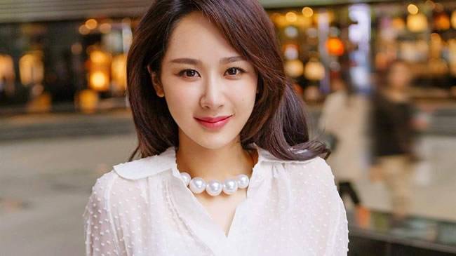 杨紫张一山一起参加的综艺叫什么名字(杨紫张艺兴疑穿同款睡衣)