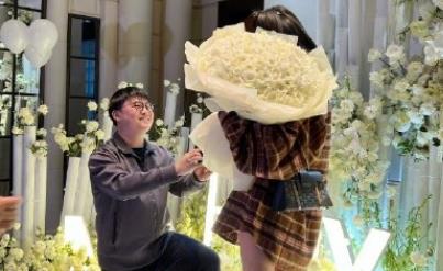 前电竞职业选手uzi求婚成功,uzi是哪个站队个人资料 前电竞职业选手uzi求婚成功,uzi是哪个站队个人资料