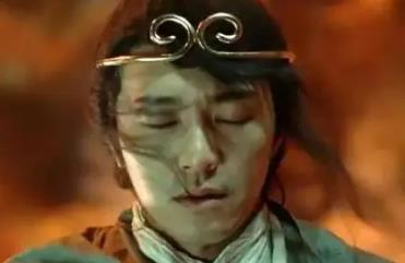 周星驰为什么不娶妻,周星驰捐骨髓给谁 周星驰为什么不娶妻,周星驰捐骨髓给谁
